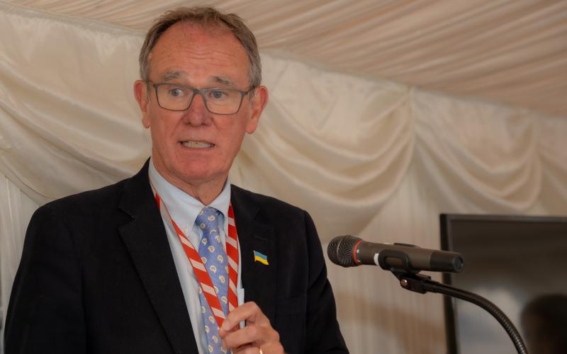 Lord Teverson speaking at lectern